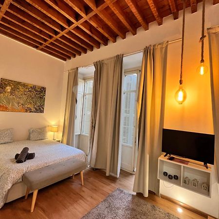 Larios Deluxe Studio Málaga Exteriör bild