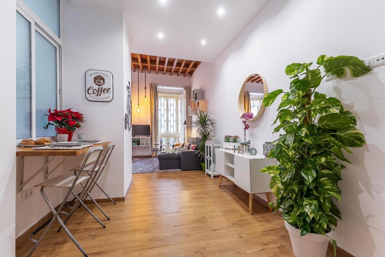 Larios Deluxe Studio Málaga Exteriör bild