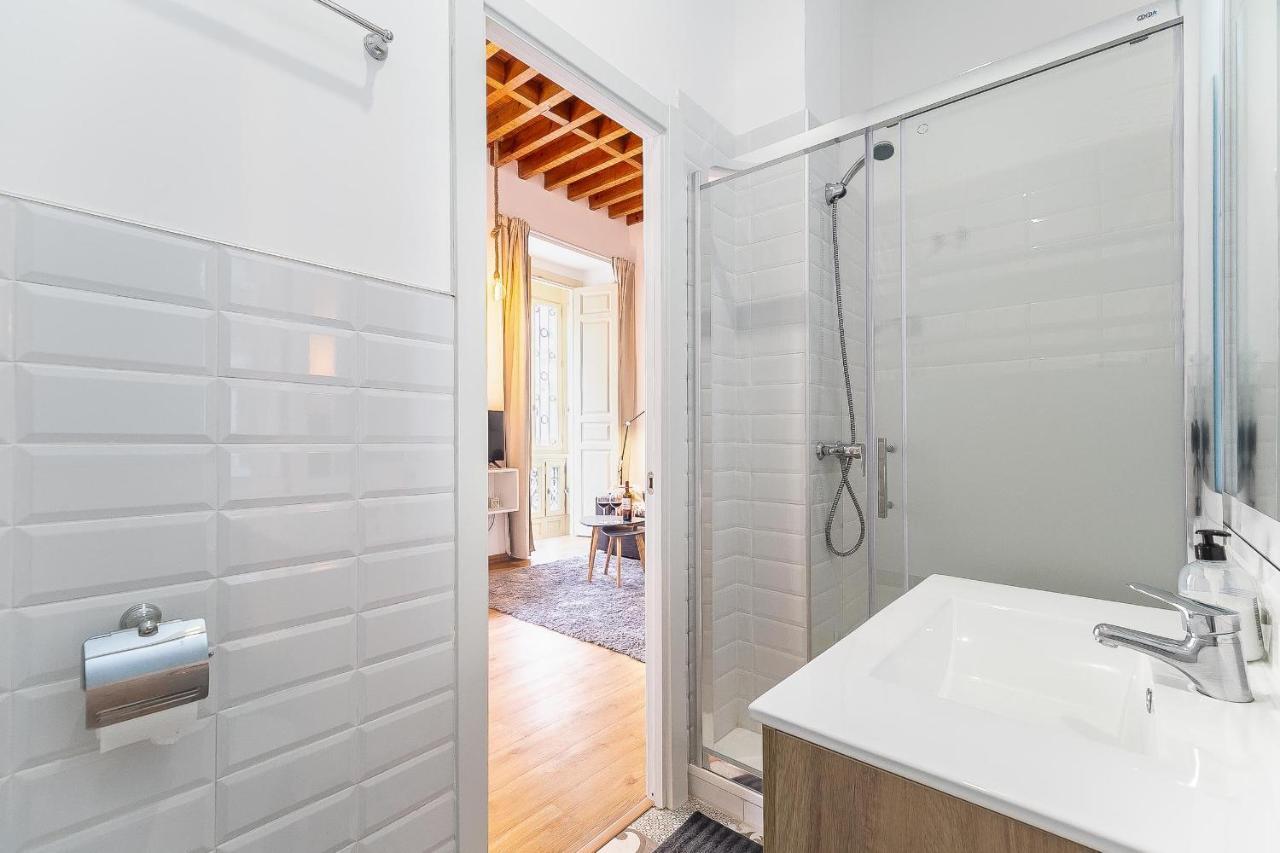 Larios Deluxe Studio Málaga Exteriör bild