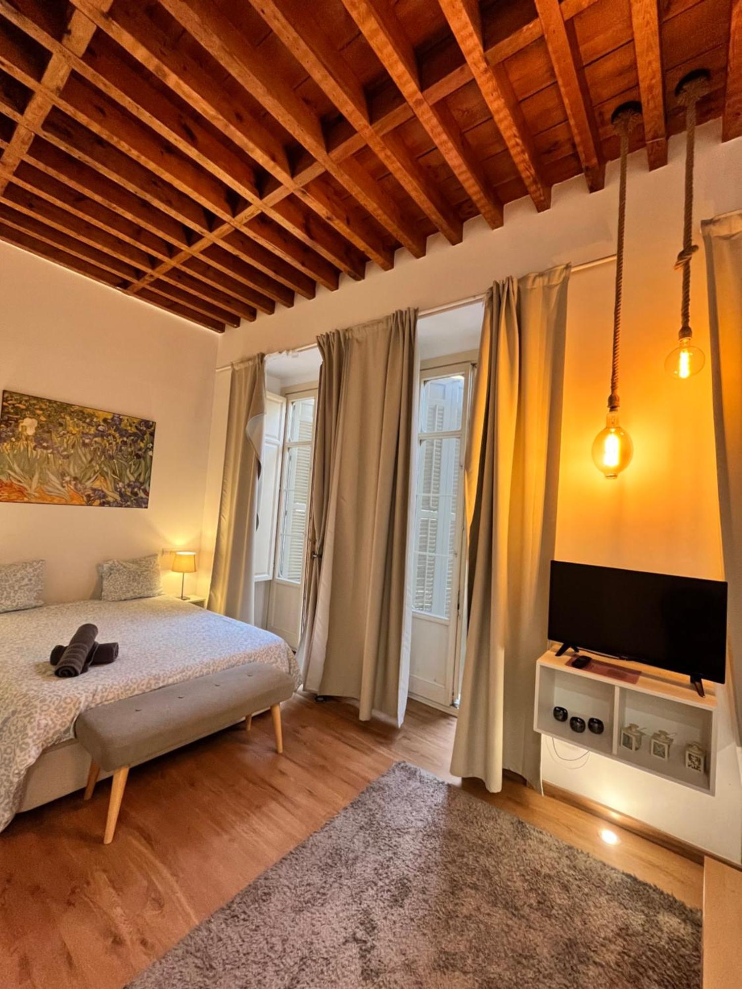 Larios Deluxe Studio Málaga Exteriör bild