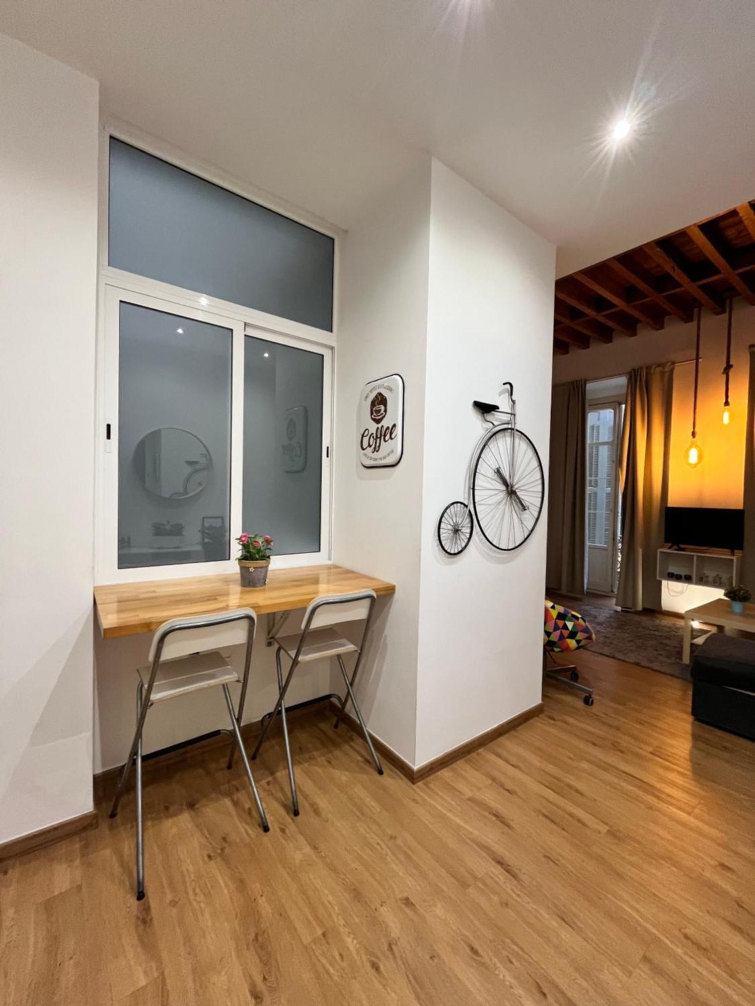 Larios Deluxe Studio Málaga Exteriör bild