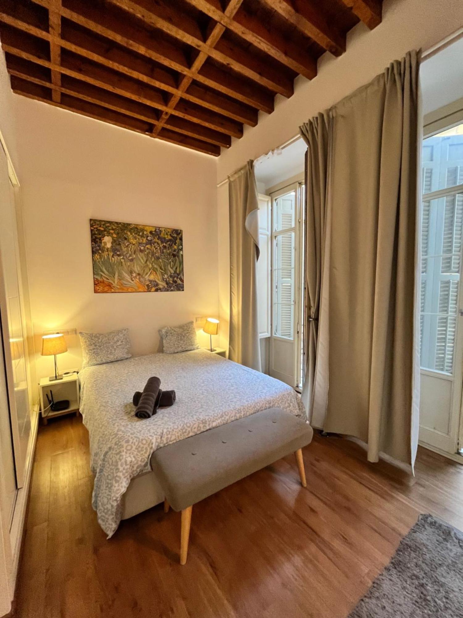 Larios Deluxe Studio Málaga Exteriör bild